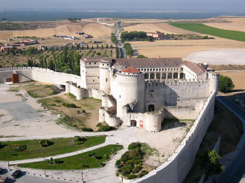 Castillo de Cuéllar y sus murallas
